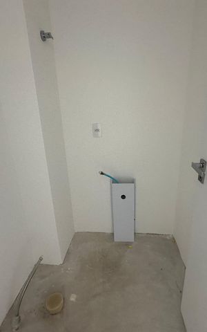 Apartamento à venda com 142m², 2 quartos e 3 vagas Apartamento à venda com 142m², 2 quartos e 3 vagasLavabo
