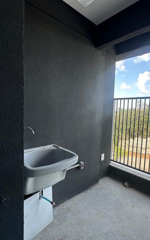 Apartamento à venda com 142m², 2 quartos e 3 vagas Apartamento à venda com 142m², 2 quartos e 3 vagasÁrea de Serviço