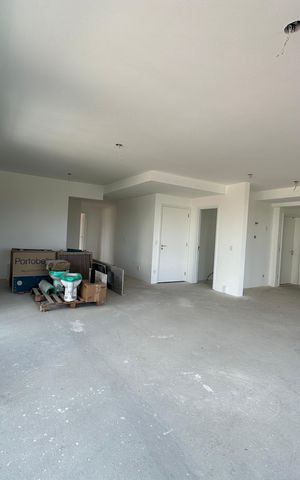 Apartamento à venda com 142m², 2 quartos e 3 vagas Apartamento à venda com 142m², 2 quartos e 3 vagasSala