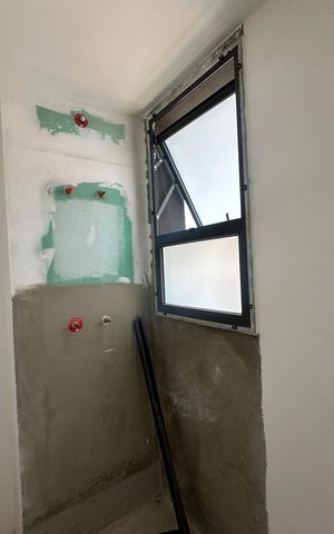 Apartamento à venda com 142m², 2 quartos e 3 vagas Apartamento à venda com 142m², 2 quartos e 3 vagasBanheiro da Suíte 1
