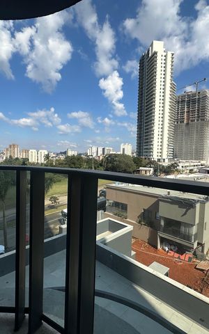 Apartamento à venda com 142m², 2 quartos e 3 vagas Apartamento à venda com 142m², 2 quartos e 3 vagasVaranda da Sala
