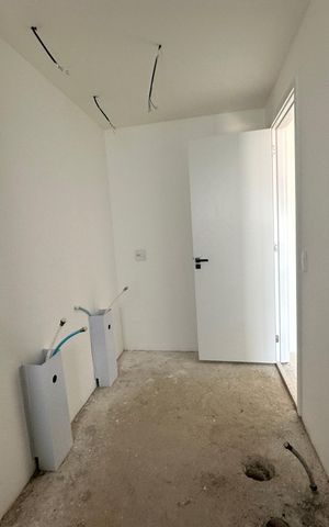 Apartamento à venda com 142m², 2 quartos e 3 vagas Apartamento à venda com 142m², 2 quartos e 3 vagasBanheiro da Suíte 2