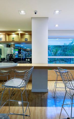 Apartamento para alugar com 84m², 3 quartos e 2 vagas Apartamento para alugar com 84m², 3 quartos e 2 vagasÁrea comum - Salão de festas