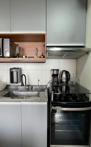 Apartamento à venda com 34m², 2 quartos e sem vaga Apartamento à venda com 34m², 2 quartos e sem vagaCozinha e Área de Serviço