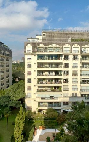 Apartamento para alugar com 224m², 3 quartos e 4 vagas Apartamento para alugar com 224m², 3 quartos e 4 vagasVista da Varanda
