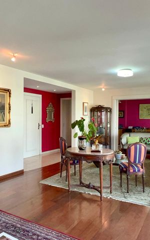 Apartamento para alugar com 224m², 3 quartos e 4 vagas Apartamento para alugar com 224m², 3 quartos e 4 vagasSala