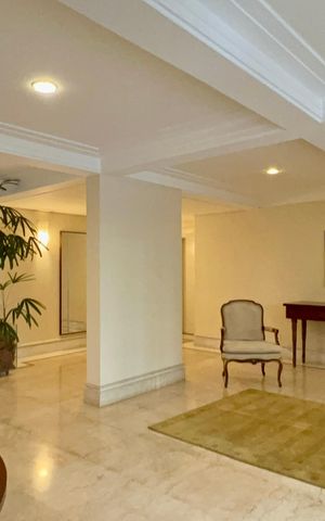 Apartamento para alugar com 224m², 3 quartos e 4 vagas Apartamento para alugar com 224m², 3 quartos e 4 vagasHall de entrada