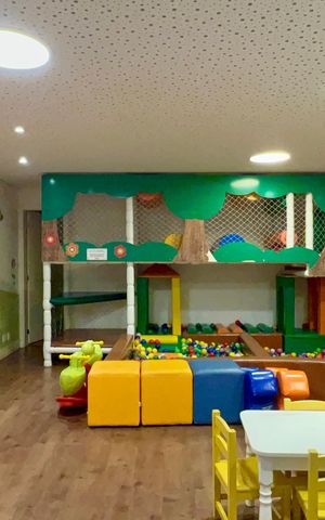 Apartamento para alugar com 224m², 3 quartos e 4 vagas Apartamento para alugar com 224m², 3 quartos e 4 vagasBrinquedoteca