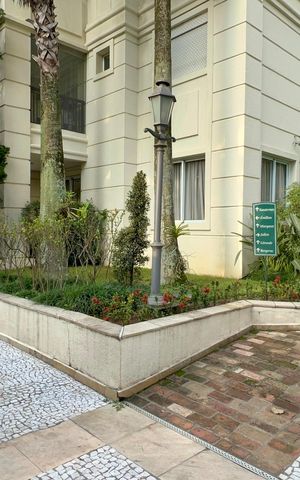 Apartamento para alugar com 224m², 3 quartos e 4 vagas Apartamento para alugar com 224m², 3 quartos e 4 vagasÁrea comum