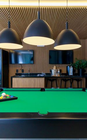 Studio para alugar com 29m², 1 quarto e sem vaga Studio para alugar com 29m², 1 quarto e sem vagaSala de Jogos