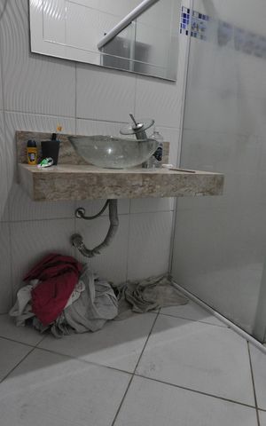 Casa à venda com 250m², 2 quartos e 2 vagasc