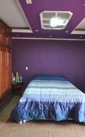 Casa à venda com 250m², 2 quartos e 2 vagasQuarto Suíte
