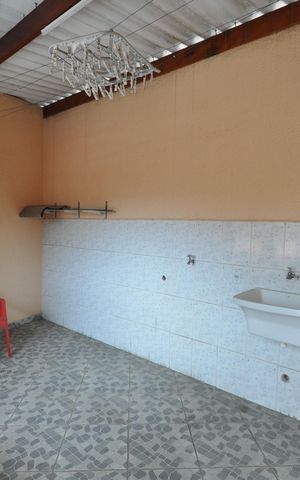 Casa à venda com 250m², 2 quartos e 2 vagasÁrea de Serviço