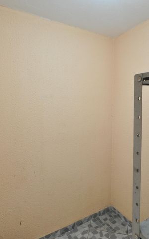 Casa à venda com 250m², 2 quartos e 2 vagasDepósito
