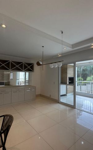 Apartamento para alugar com 132m², 3 quartos e 2 vagas Apartamento para alugar com 132m², 3 quartos e 2 vagasSala