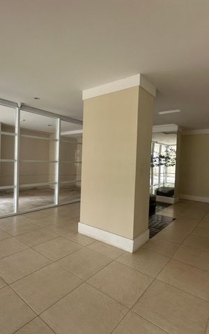 Apartamento para alugar com 132m², 3 quartos e 2 vagas Apartamento para alugar com 132m², 3 quartos e 2 vagasHall de entrada