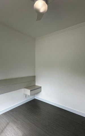 Apartamento para alugar com 132m², 3 quartos e 2 vagas Apartamento para alugar com 132m², 3 quartos e 2 vagasSuíte