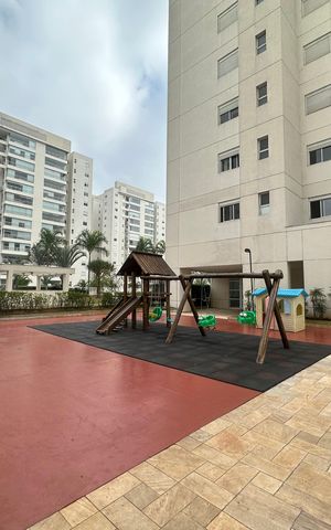 Apartamento para alugar com 132m², 3 quartos e 2 vagas Apartamento para alugar com 132m², 3 quartos e 2 vagasÁrea comum - Playground