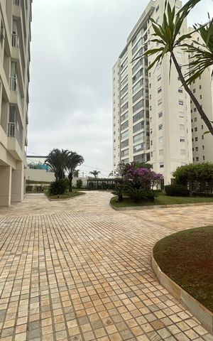 Apartamento para alugar com 132m², 3 quartos e 2 vagas Apartamento para alugar com 132m², 3 quartos e 2 vagasÁrea comum