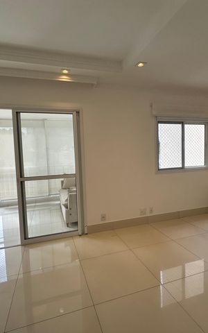 Apartamento para alugar com 132m², 3 quartos e 2 vagas Apartamento para alugar com 132m², 3 quartos e 2 vagasSala