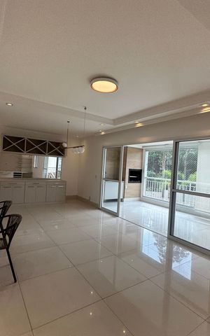 Apartamento para alugar com 132m², 3 quartos e 2 vagas Apartamento para alugar com 132m², 3 quartos e 2 vagasSala