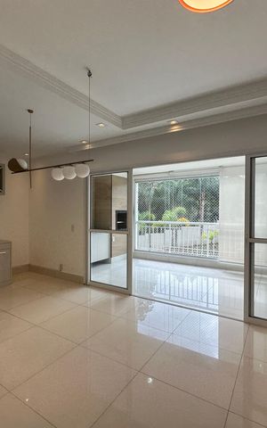 Apartamento para alugar com 132m², 3 quartos e 2 vagas Apartamento para alugar com 132m², 3 quartos e 2 vagasSala