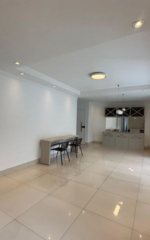 Apartamento para alugar com 132m², 3 quartos e 2 vagas Apartamento para alugar com 132m², 3 quartos e 2 vagasSala