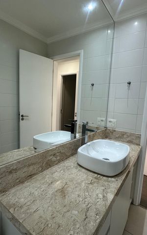 Apartamento para alugar com 132m², 3 quartos e 2 vagas Apartamento para alugar com 132m², 3 quartos e 2 vagasBanheiro Social