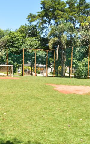 Casa de condomínio para alugar com 290m², 4 quartos e 4 vagasQuadra Esportiva