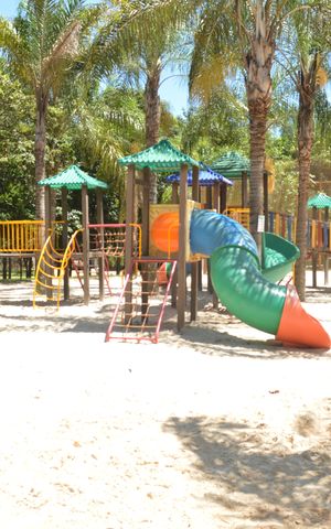 Casa de condomínio para alugar com 290m², 4 quartos e 4 vagasÁrea comum - Playground