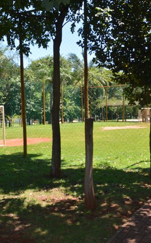 Casa de condomínio para alugar com 290m², 4 quartos e 4 vagasQuadra Esportiva