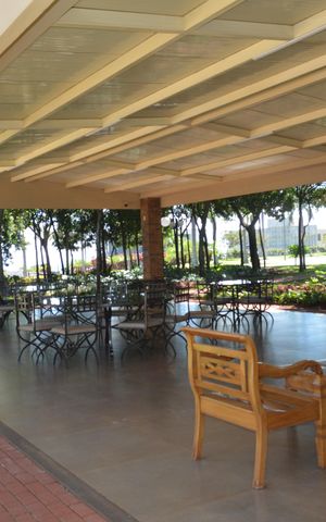 Casa de condomínio para alugar com 290m², 4 quartos e 4 vagasÁrea comum - Salão de festas