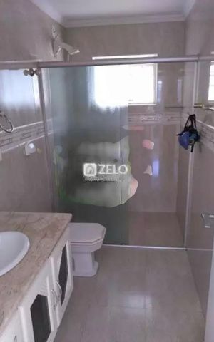 Casa à venda com 241m², 4 quartos e 2 vagas Casa à venda com 241m², 4 quartos e 2 vagasFoto 14