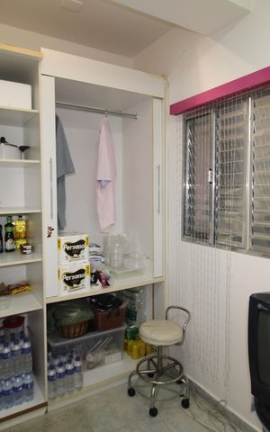 Casa à venda com 320m², 3 quartos e 4 vagasÁrea de Serviço - Quarto