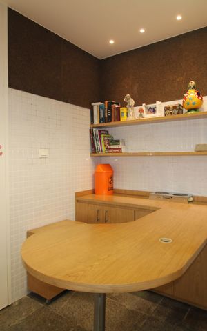 Casa à venda com 320m², 3 quartos e 4 vagasÁrea de Serviço - Quarto