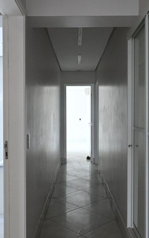 Apartamento à venda com 220m², 3 quartos e 4 vagasCorredor