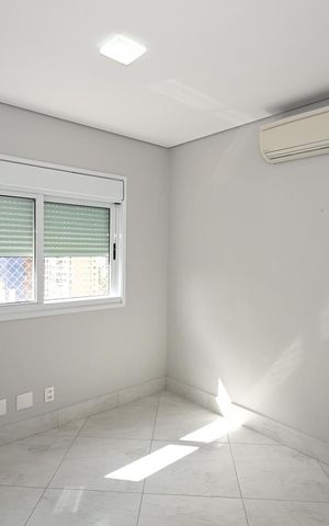Apartamento à venda com 220m², 3 quartos e 4 vagasSuíte 1