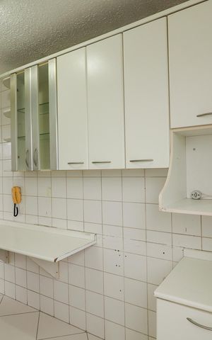 Apartamento à venda com 42m², 2 quartos e 1 vaga Apartamento à venda com 42m², 2 quartos e 1 vagaCozinha e área de serviço