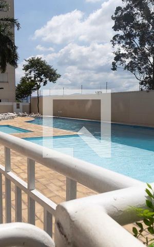 Apartamento à venda com 83m², 2 quartos e 1 vaga Apartamento à venda com 83m², 2 quartos e 1 vagaPiscina