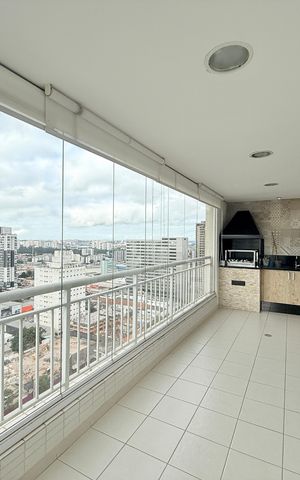 Apartamento para alugar com 100m², 2 quartos e 3 vagasVaranda