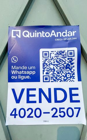 Casa à venda com 300m², 2 quartos e 2 vagas Casa à venda com 300m², 2 quartos e 2 vagasPlaca Quinto Andar
