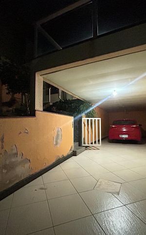 Casa à venda com 250m², 2 quartos e 3 vagas