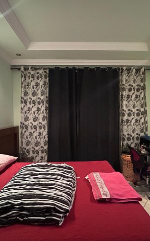 Casa à venda com 250m², 2 quartos e 3 vagas
