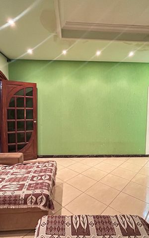 Casa à venda com 250m², 2 quartos e 3 vagas