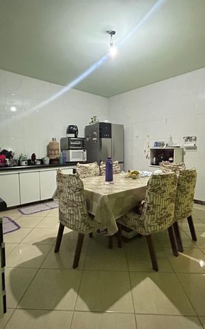 Casa à venda com 250m², 2 quartos e 3 vagas