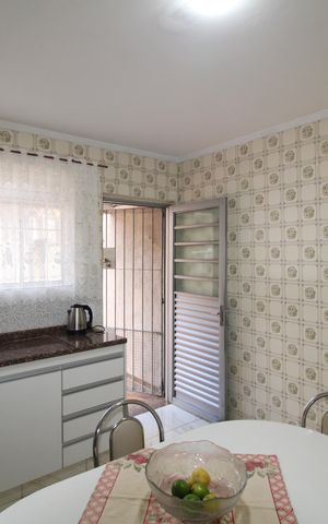 Casa à venda com 157m², 3 quartos e 2 vagasCozinha