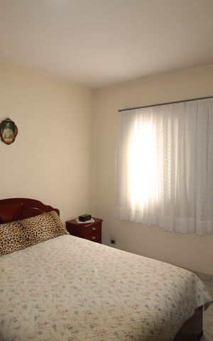 Casa à venda com 157m², 3 quartos e 2 vagasQuarto 2