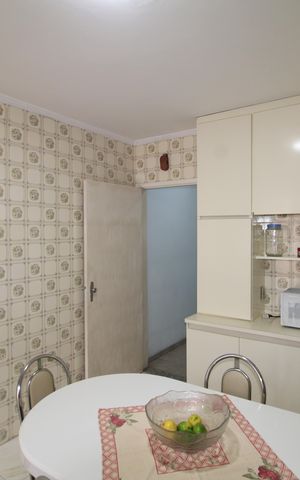Casa à venda com 157m², 3 quartos e 2 vagasCozinha