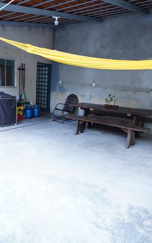 Casa à venda com 134m², 3 quartos e 2 vagas