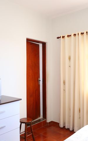 Casa à venda com 200m², 4 quartos e 3 vagasQuarto 1 - Suíte